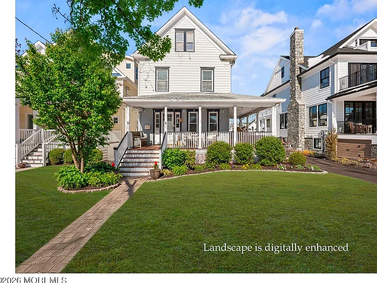 214 Brinley Ave — Photo 2