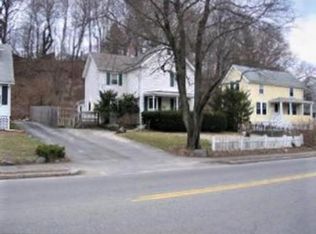 34 Cedar St, Wellesley, MA 02481