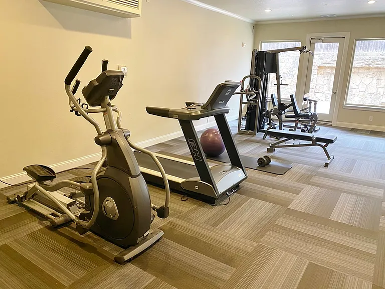 2800 Sandage Ave #303 — Photo 31
