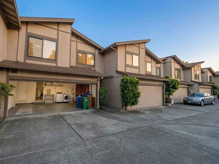 1216 Ballena Blvd — Photo 1