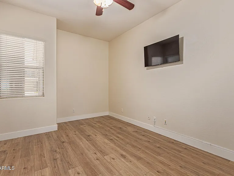 4978 E Karsten Dr — Photo 14