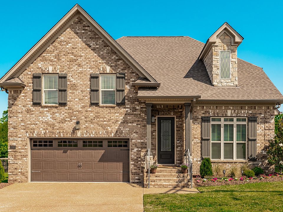 1st image of 266 Hutch Ct
