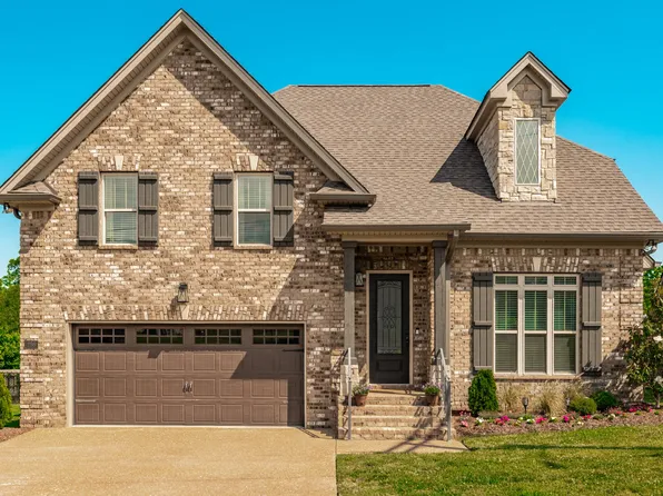 266 Hutch Ct, Gallatin, TN 37066