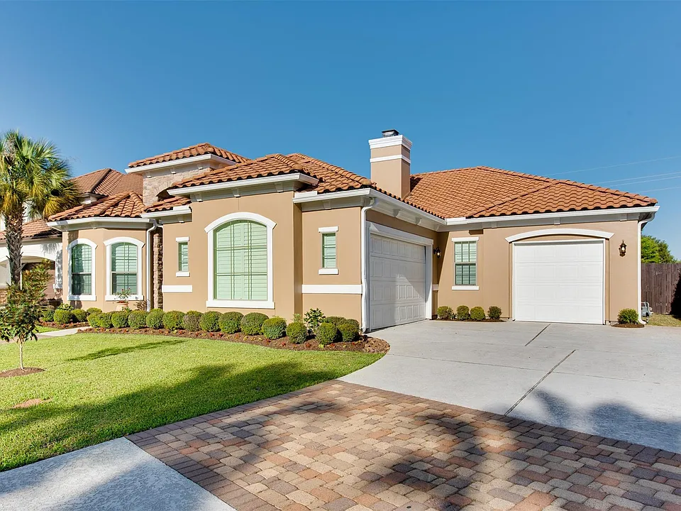 2011 Flower Garden Ln