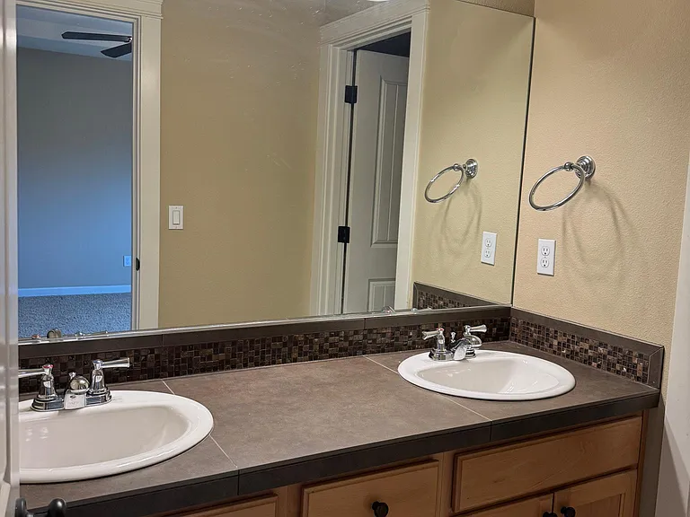 14121 Passage Pkwy — Photo 14
