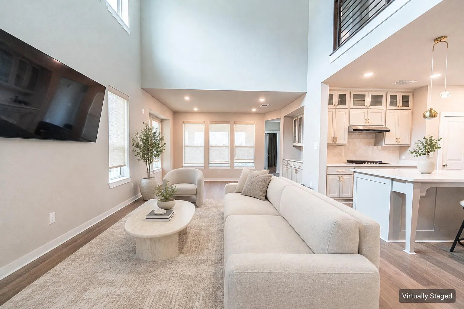 4 bed, 5.0 bath, 2537 sqft, $3,500 — Photo 1