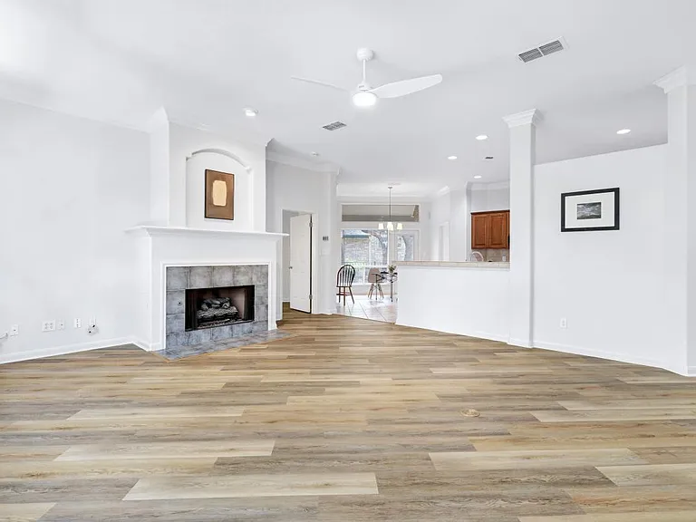 26 Silverhorn Dr — Photo 11