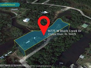 14775 W Black Creek Dr, Crystal River, FL 34429