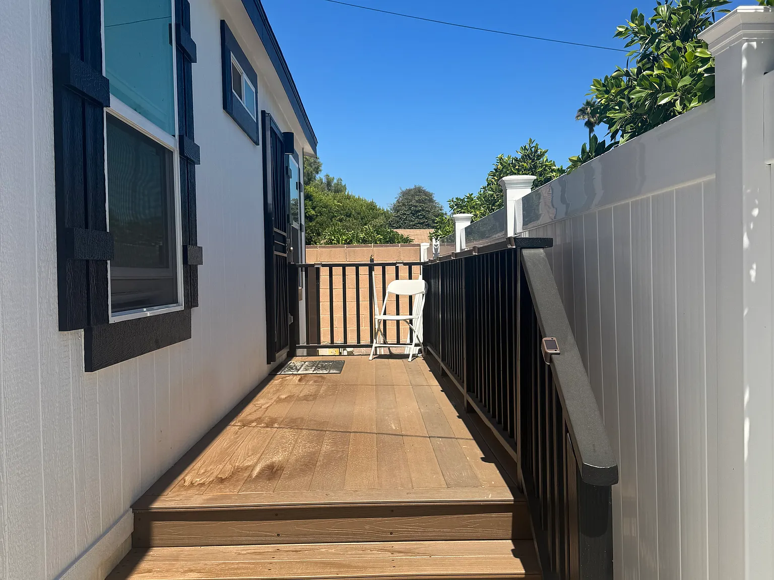 2 bed, 700 sqft, $2,900 — Photo 2