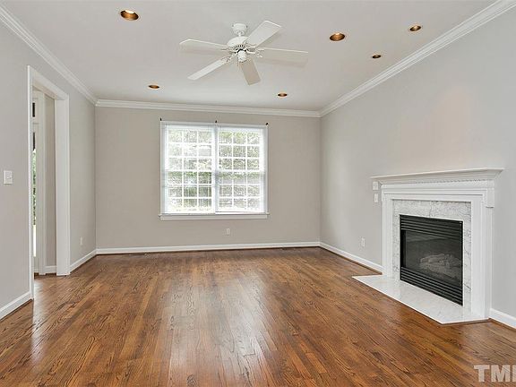 2nd image of 3318 Wyndham Ln