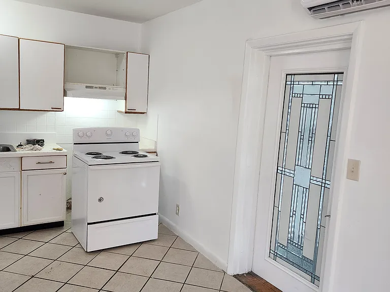 1128 Packer St #1 — Photo 10