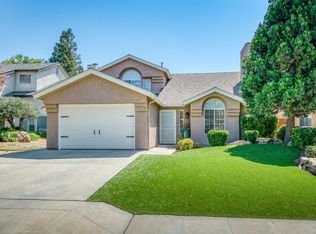 9656 N 10th St, Fresno, CA 93720