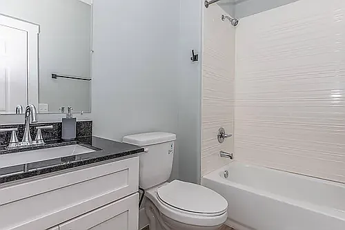 Argo Pointe Apartments — Photo 18