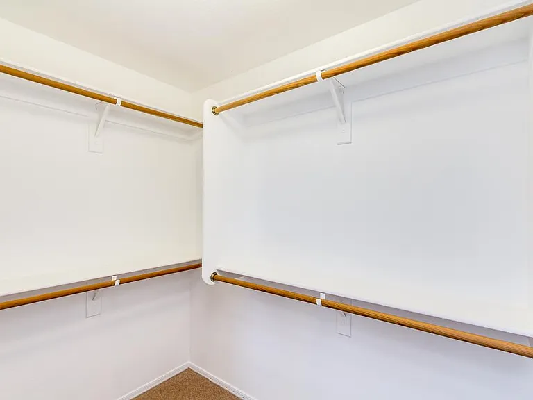1306 E Birdland Dr — Photo 21
