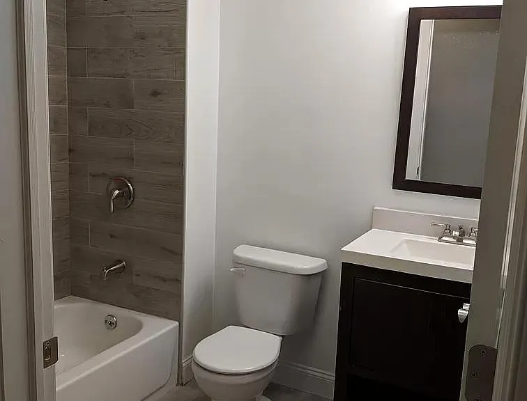 124 Union St #1 — Photo 4