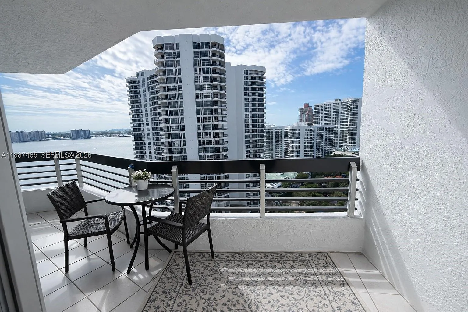 2 bed, 1183 sqft, $3,450 — Photo 2