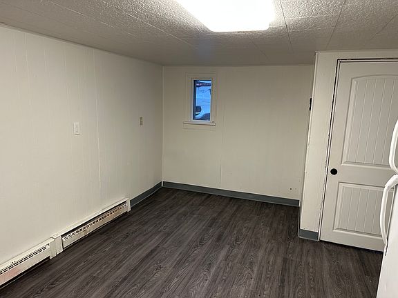 2nd image of 708 Wyoming Ave APT B
