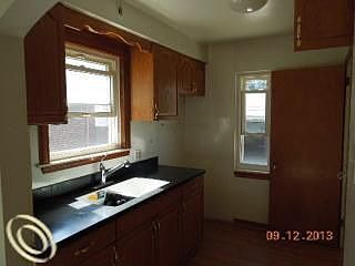 4th image of 2716 21st St