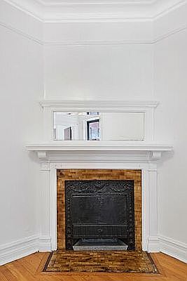 2nd image of 212 W 14th St APT 5B