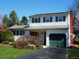 14 Wolfpack Rd, Hamilton, NJ 08619