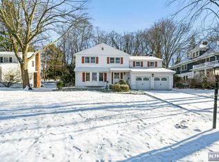 92 Prospect Ter, Tenafly, NJ 07670