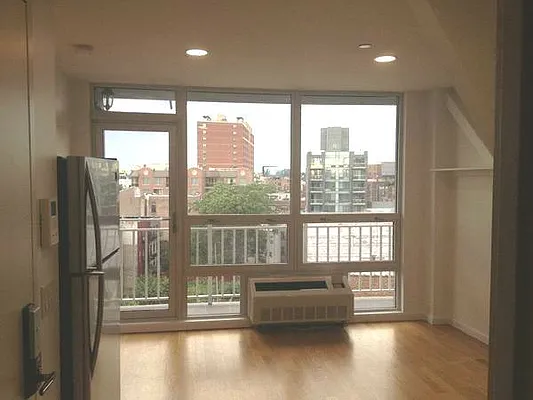 Rented by Sterling Realty Plus Inc | media 32