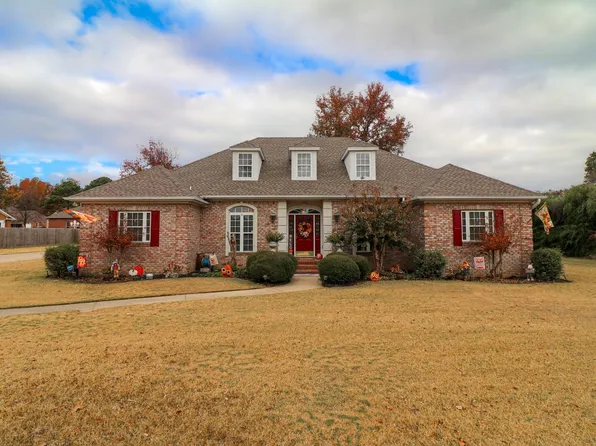 1016 Ebbert Dr, Jonesboro, AR 72404