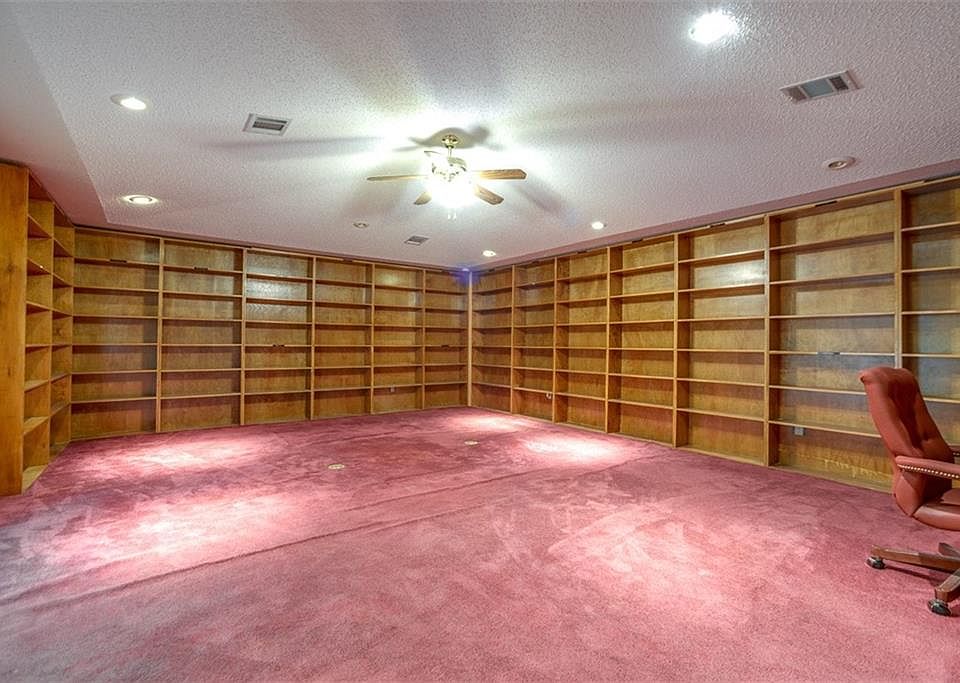 1st image of 2519 E Pentagon Pkwy
