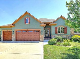 1806 Trail Ridge Dr, Pleasant Hill, MO 64080