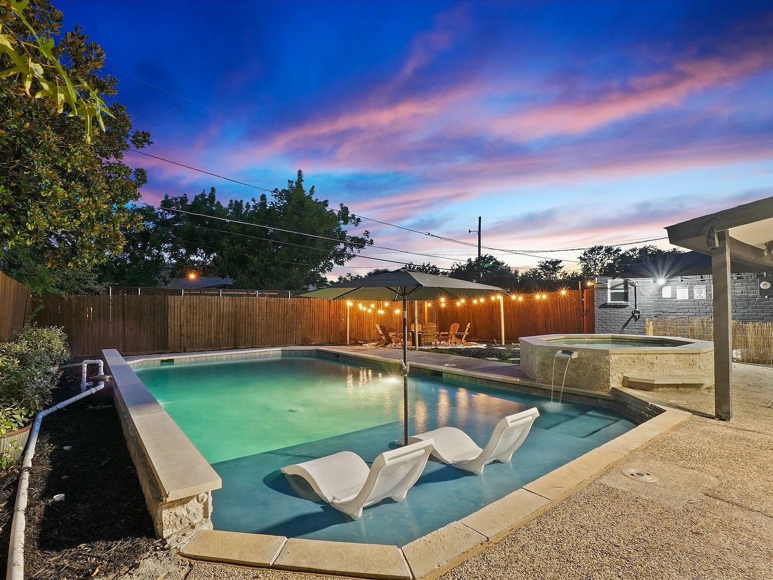 6 bed, 2149 sqft, $5,175 — Photo 2