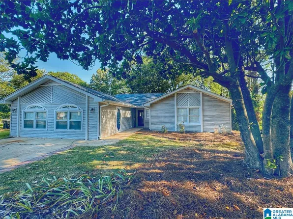 35 Monte Tierra Trl, Alabaster, AL 35007