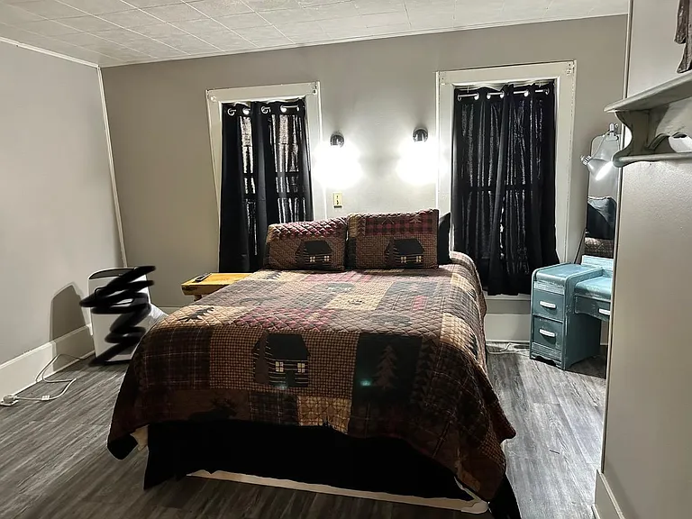 1241 Cedar St #2 — Photo 7