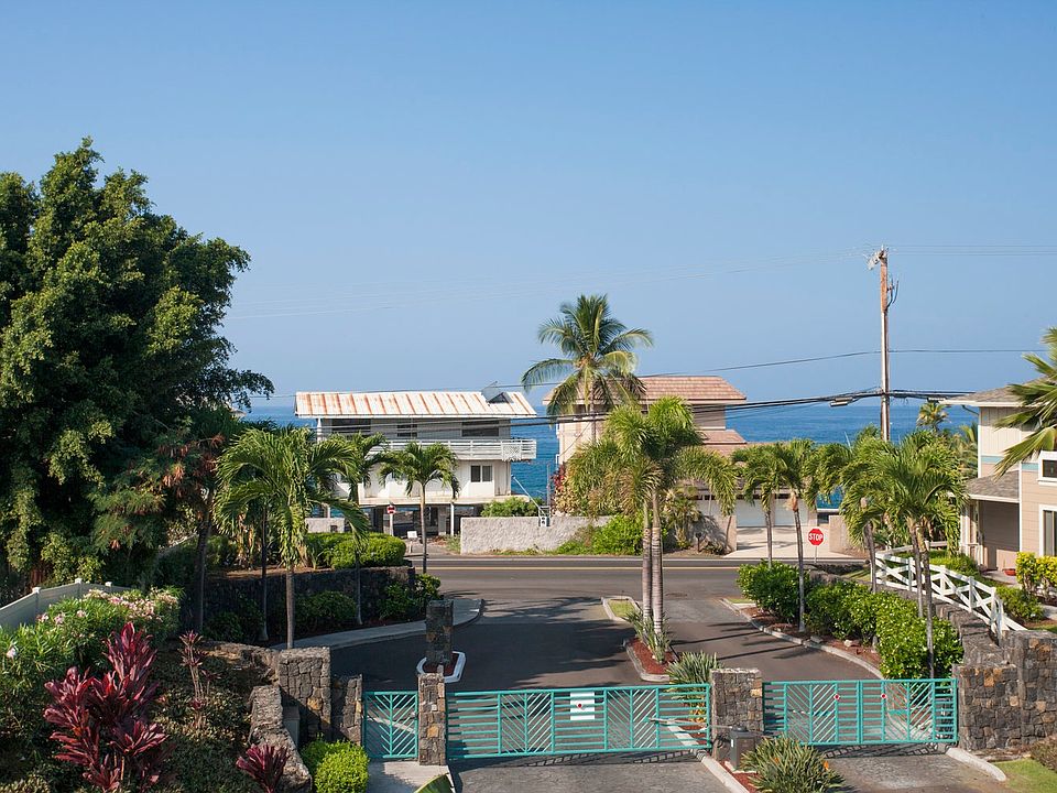 1st image of 75-5919 Alii Dr APT C4