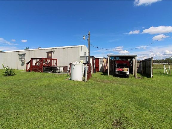 5th image of 19781 Woodbridge Ln