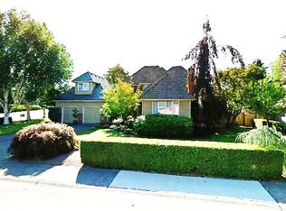 6235 NE 193rd St, Kenmore, WA 98028