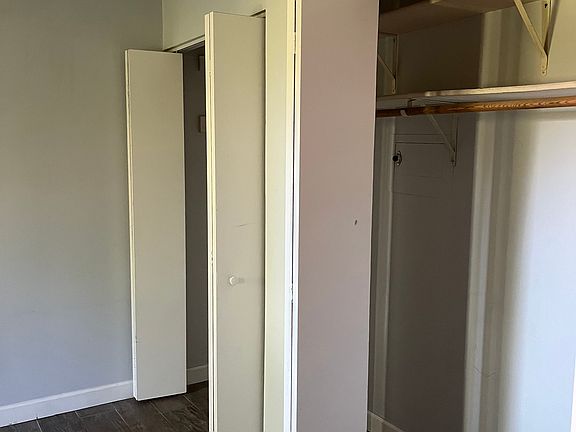 4th image of 247 N Neltnor Blvd APT A2h