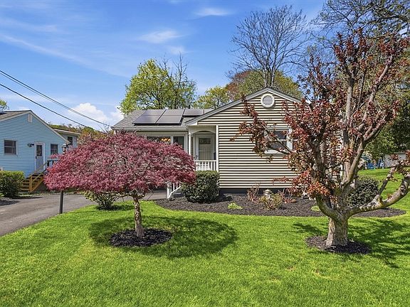 3rd image of 7 Park Villa Ave