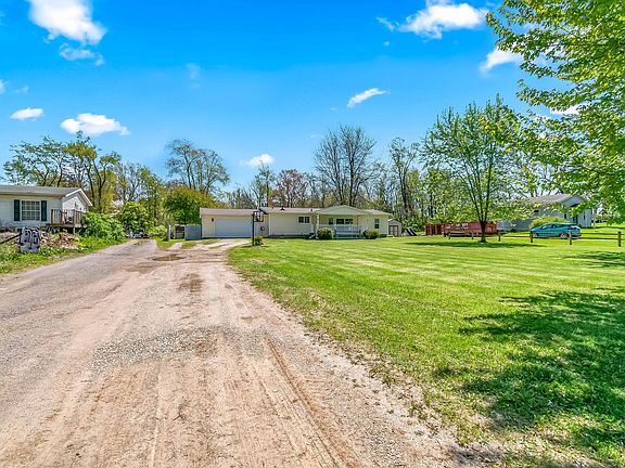 3rd image of 9171 Baker Rd