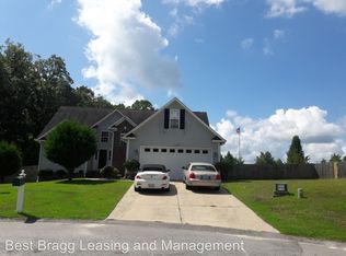102 Quiet Cv, Raeford, NC 28376