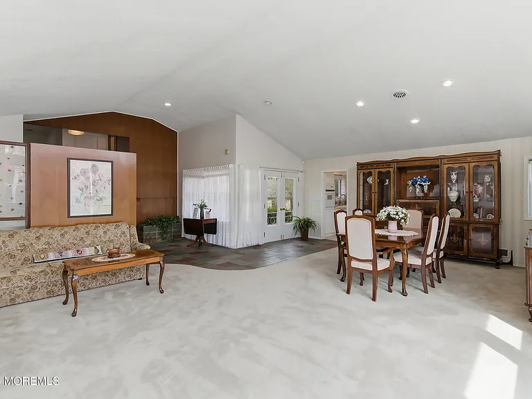 33 Beryl St — Photo 12