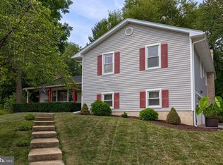 109 Lyle Cir, York, PA 17403