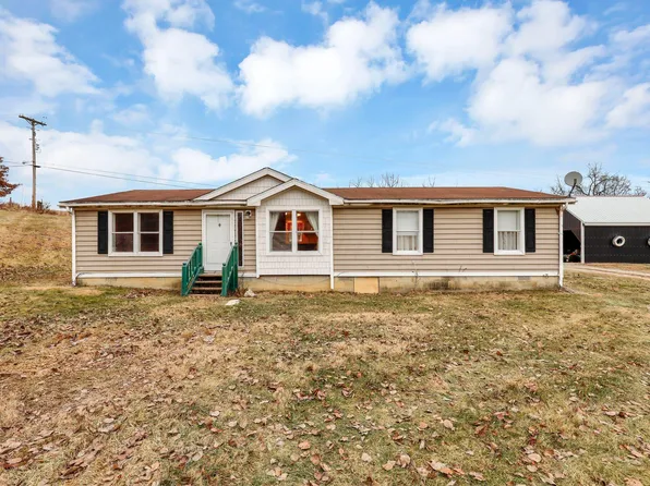 3125 Geneva School Rd SE, Bremen, OH 43107