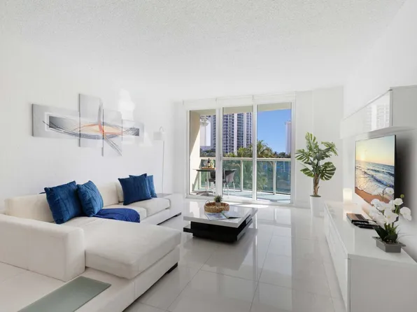 19370 Collins Ave, North Miami Beach, FL