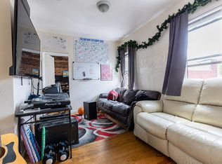 218 W 8th St #3, Boston, MA 02127