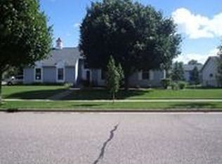 4626 Clover Dr, Eau Claire, WI 54701
