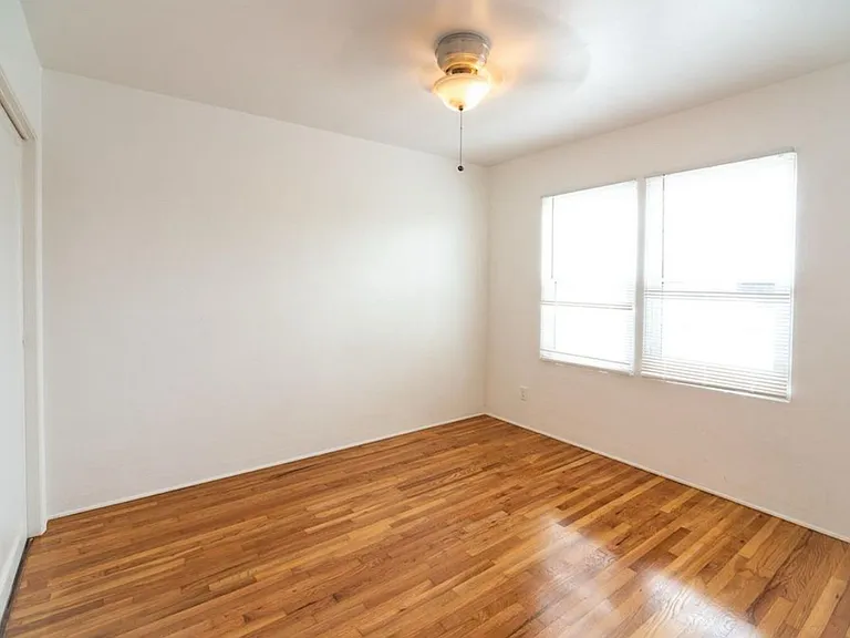 2168 Bacon St — Photo 4