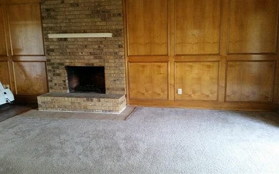 3rd image of 1829 Wisteria Dr