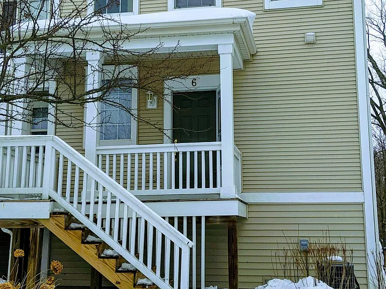 1464 Cambria Dr #6 — Photo 1