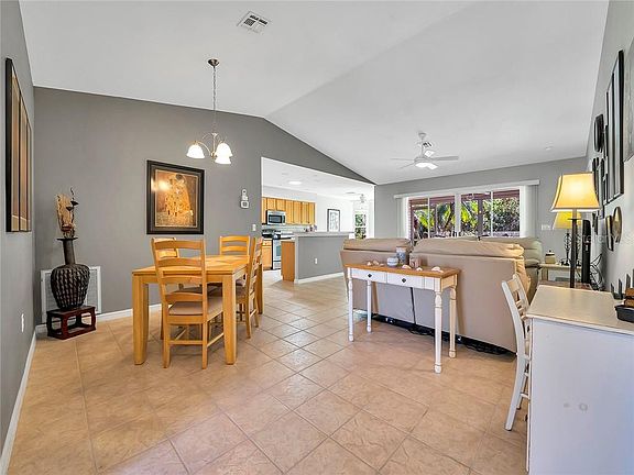 5th image of 32912 Enchanted Oaks Ln