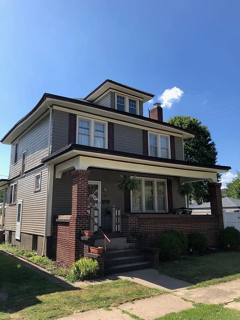 185 Edgwood St photo 1